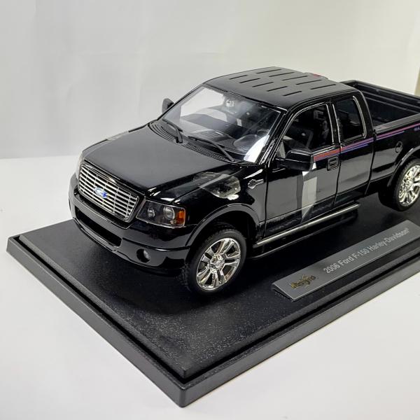 Harley-Davidson F-150 トラック 1:18スケール Harley-Davidson F-150