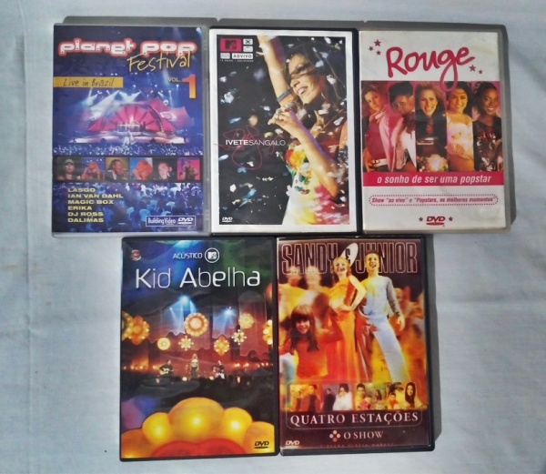5 DVDs Musicais, sendo: Planet pop Festival, Ivete Sang