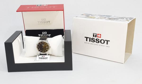 Rel gio Tissot Swiss Watches Since 1853 fundo preto calend rio