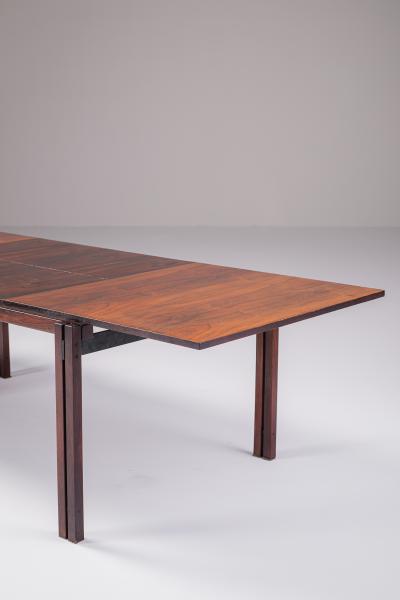 Jorge Zalszupin - Raríssima mesa de jantar com estrutura executada