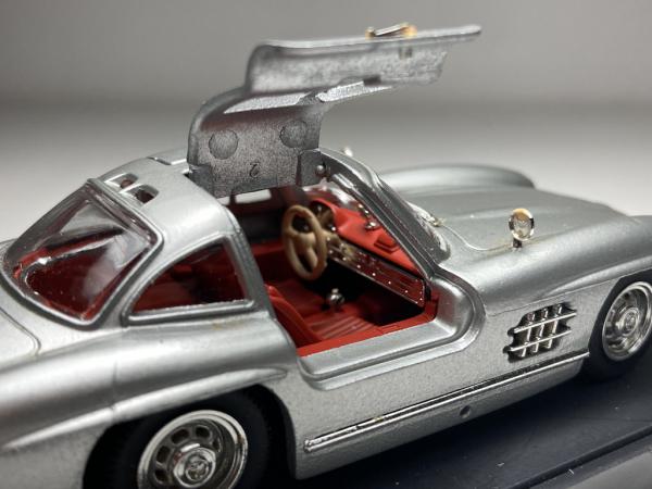 Mercedes Benz 300SL GullWing Prata Bang Escala 1/43 min