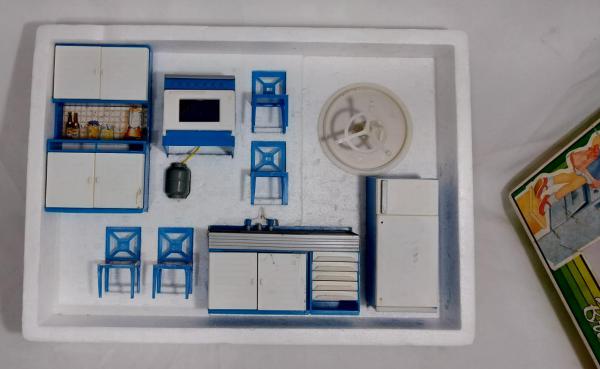 Antigo jogo Copa-Cozinha da Rabaker na caixa. Possui al