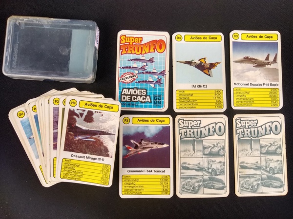 Jogo de tabuleiro War, da Grow, anos 80/90. Completo, c