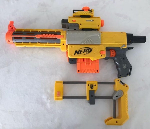 NERF - 3 Armas de brinquedo, lançador de dardo de espum