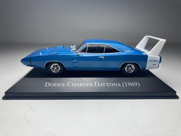 Dodge Charger Daytona 1969 Azul Escala 1/43 miniatura e