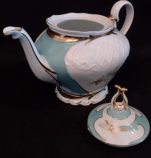 Lindo bule para chá em porcelana Schmidt antigo, branco