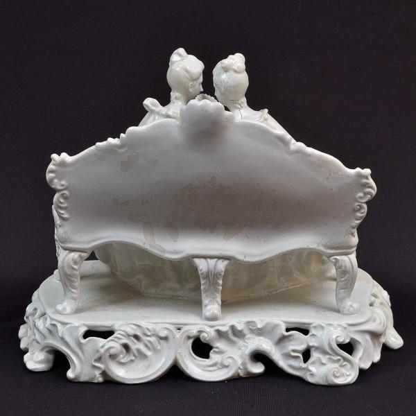 CAPODIMONTE - ITÁLIA - Grupo em porcelana branca italia