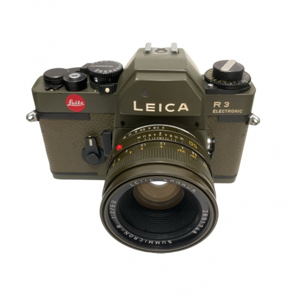 Câmera fotográfica LEICA R3, introduzida à partir de 19