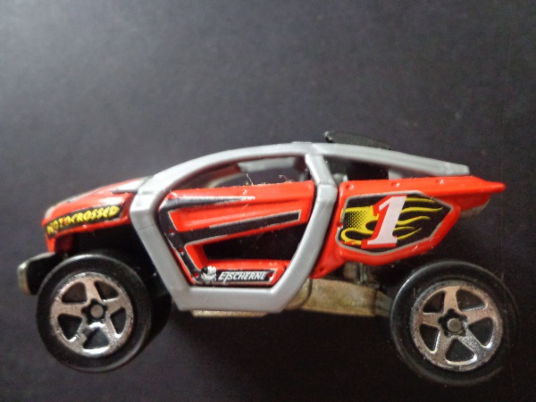 Hot Wheels Moto-Crossed loose, 1a edição, mínimo senão nas calotas