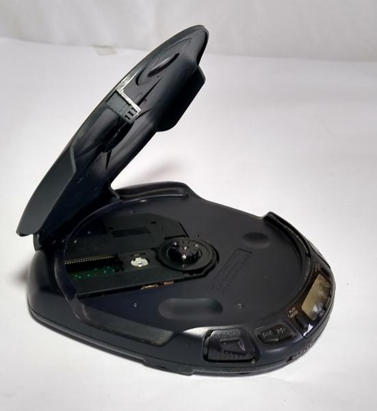 Antigo Discman SONY - Modelo: D-152CK - Made in Malaysia