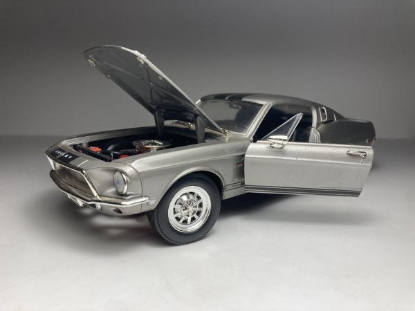 1968 Ford Mustang Shelby GT500KR Prata Road Signature E