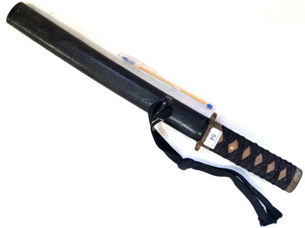 Essa katana é do meu amigo