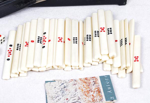 Antigo jogo chinês Mahjong de meados do século XX, cont