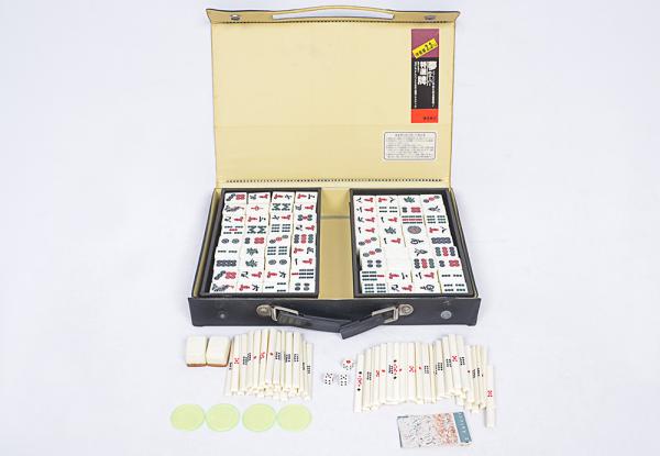 Antigo jogo chinês Mahjong de meados do século XX, cont