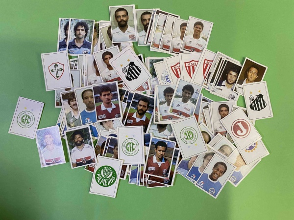 Lote contendo dois Cards do jogador italiano Roberto Ba