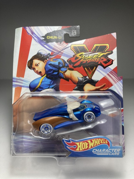 Tracer - Overwatch - Character Cars 1/64 - Hot Wheels