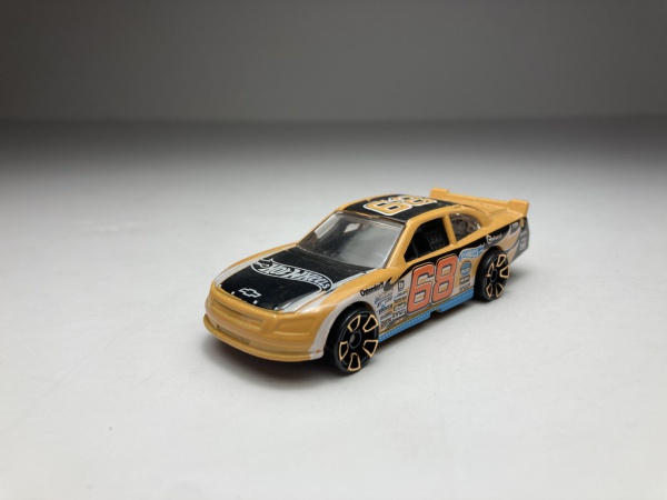 10 Chevy Impala Amarelo Hot Wheels Escala 1/64 miniatur