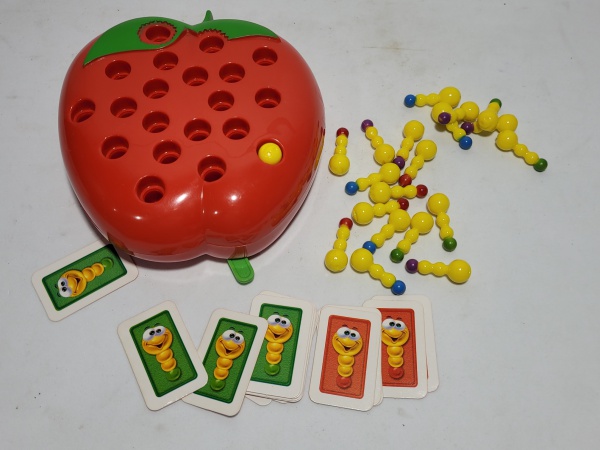 Jogo da Maçã Grow - Brinquedos Antigos 