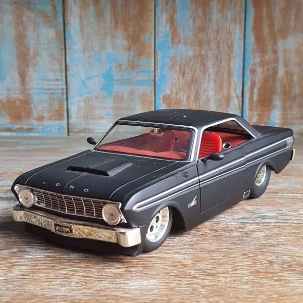1/24 JADA TOYS 1964 FORD FALCON フォード ファルコン