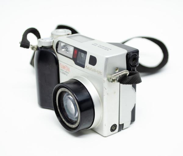 Câmera fotográfica Olympus Camedia C-200Z com lente AF