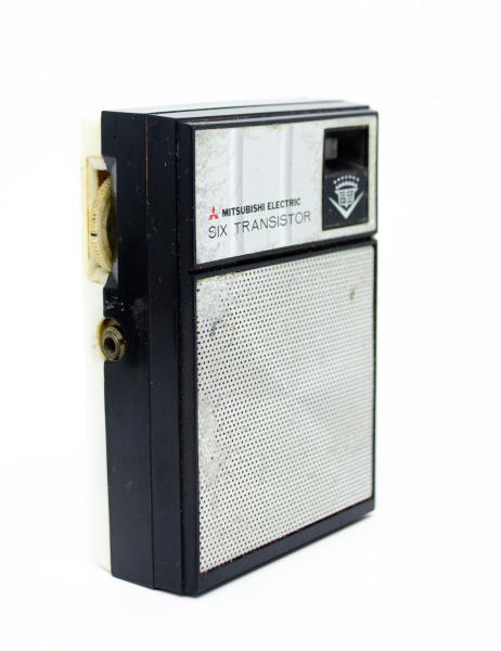 Mitsubishi Electric Six Transistor ラジオ Mini rádio Mitsubishi Transistor 6x-615 - Japão - Com c