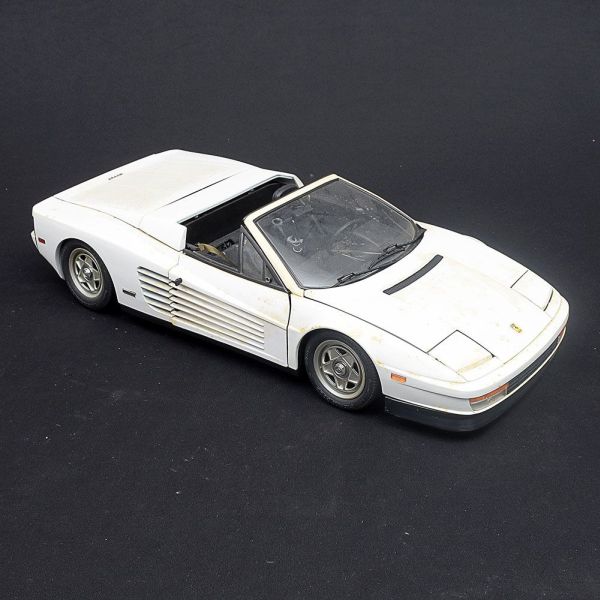 自動車 ITALERI TESTAROSSA SPIDER 1:16 FERRARI TESTAROSSA SPIDER. Escala 1/8. Fabrcante Pocher. Miniatura