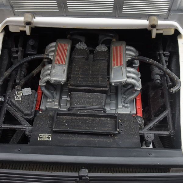 FERRARI TESTAROSSA SPIDER. Escala 1/8. Fabrcante Pocher. Miniatura