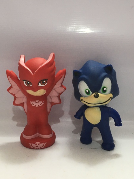 Boneco Sonic Vermelho 26cm Articulado Na Caixa