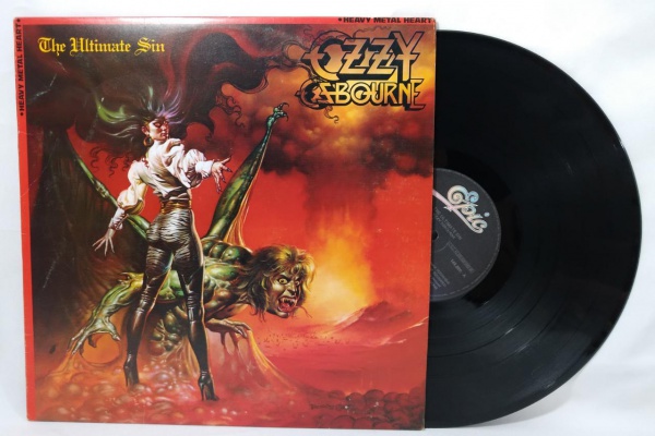 Disco de vinil Ozzy Ozbourne - The Ultimate Sin de 1986. Em bom