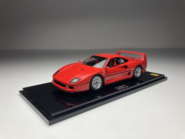Ferrari F40 Vermelha Kyosho Escala 1/43 miniatura em me