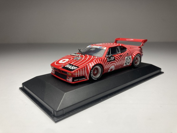 Ferrari F40 Vermelha Kyosho Escala 1/43 miniatura em me