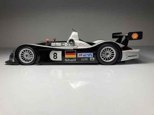 Audi R8R Le Mans 1999 Maisto Escala 1/18 miniatura em m
