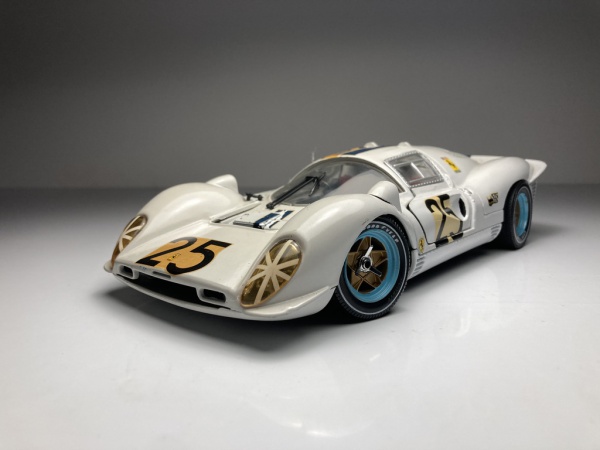 Ferrari 330 P4 Branca Jouef Evolution Escala 1/18 minia