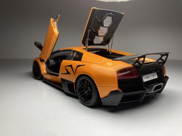 Lamborghini Murcielago SV Laranja AutoArt Escala 1/18 m