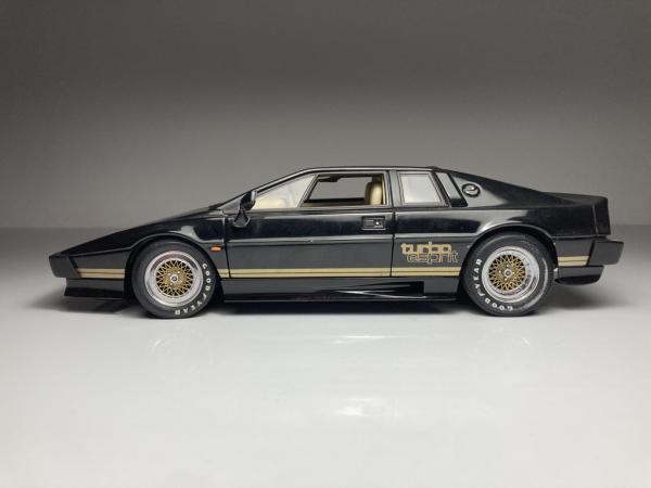 オートアート 1/18 LOTUS ESPRIT TURBO Lotus Esprit Turbo Preto AutoArt Escala 1/18 miniatura