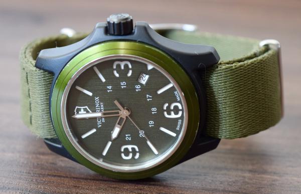 さな Relógio original VICTORINOX SWISS ARMY, modelo 241514, Ano 2013
