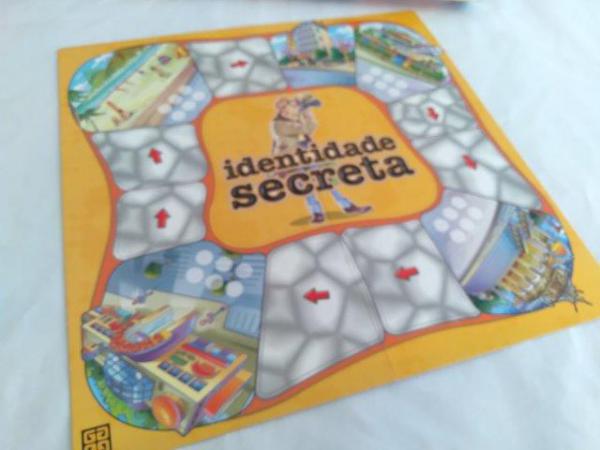 Jogo Identidade Secreta - Loja Grow