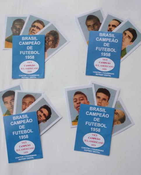 Álbum de Figurinhas - BRASIL CAMPEÃO MUNDIAL DE FUTEBOL