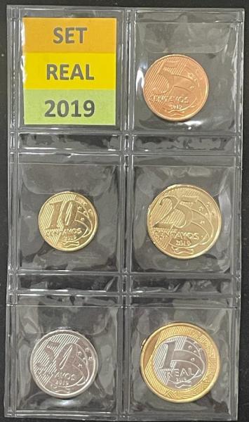 LANCE LIVRE - Set Premium 2019 : 10,25 centavos Efigie, 5,50 Centavos letra  A