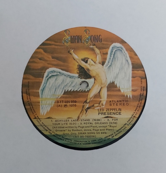 Disco de Vinil: LED ZEPPELIN / Álbum: PRESENCE (CAPA GATEFOLD, COM