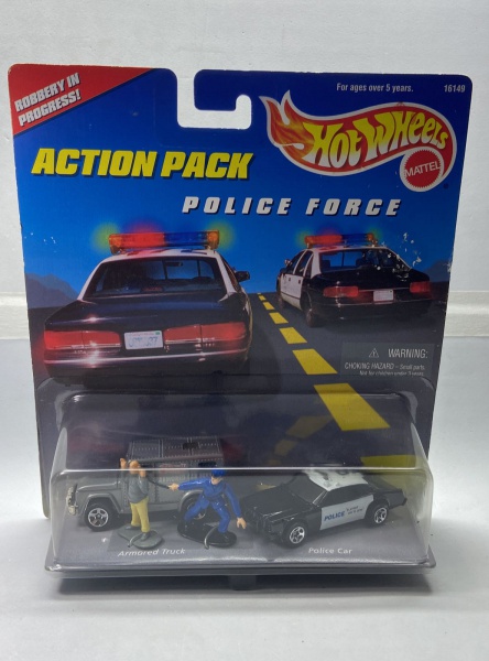 Antiga e rara Miniatura Hot Wheels Police Force Contendo Armored