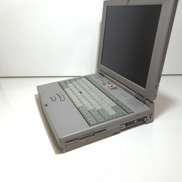 Antigo e vintage Notebook Toshiba Satellite anos 80 sem a fonte