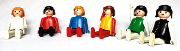 6 bonecos Playmobil: cores diversificadas - 7cm h o mai