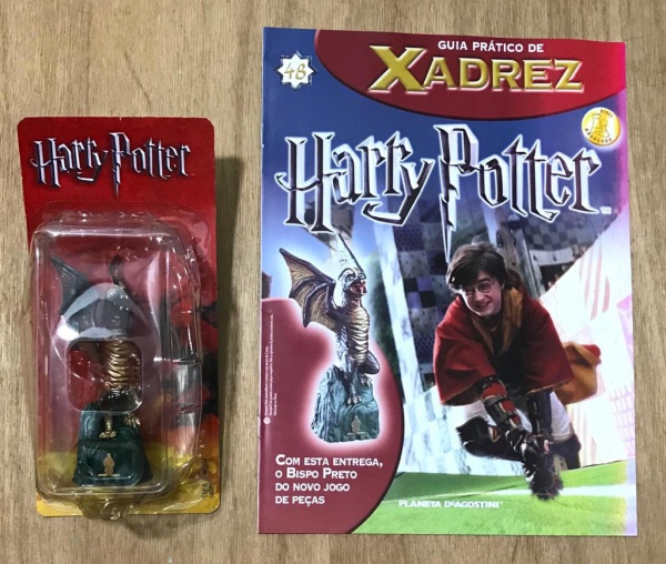 HARRY POTTER - Rei Preto que cospe fogo - peça de xadrez da