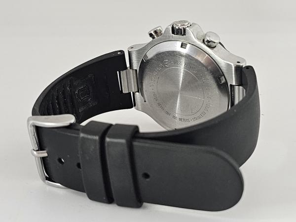 Victorinox Summit XLT 黒 17505682.jpg