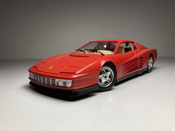Ferrari Testarossa (1984) Vermelho - Burago *Possui cai