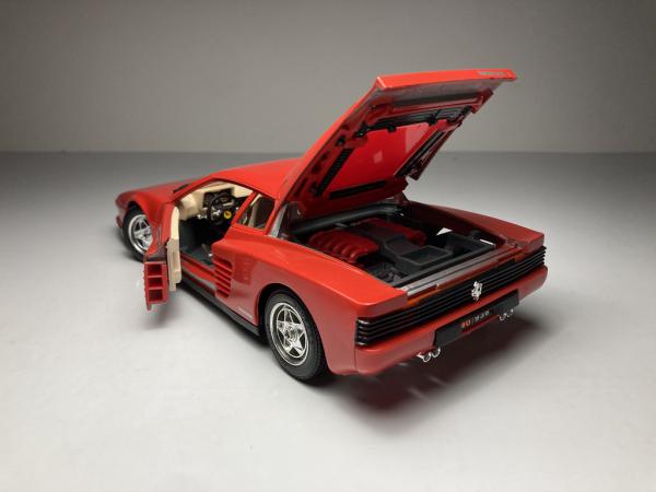 Ferrari Testarossa (1984) Vermelho - Burago *Possui cai