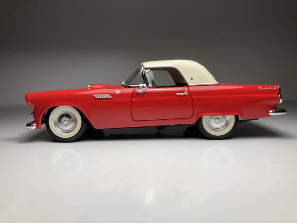Ford Thunderbird (1955) Vermelho - Road Legends *Possui
