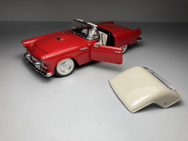 Ford Thunderbird (1955) Vermelho - Road Legends *Possui