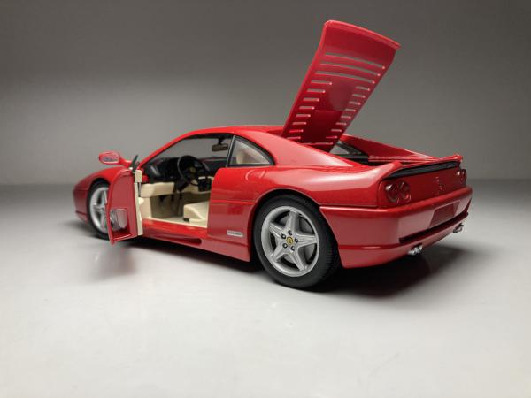 ミニカー UT models Ferrari F355 berlinetta Ferrari F355 berlinetta Vermelho - UT Models *Possui ca